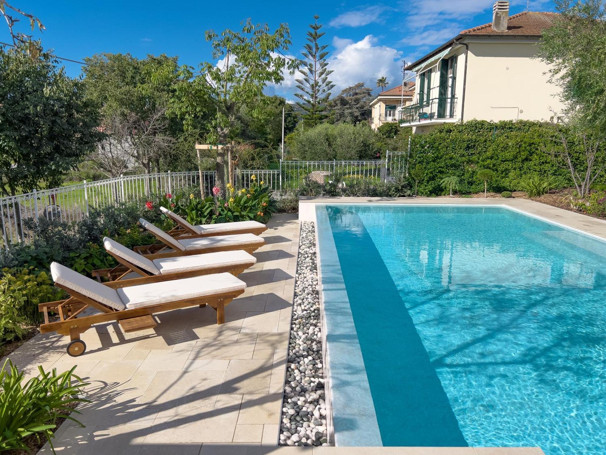 Villa La Rodina 迪亚诺马里纳 外观 照片